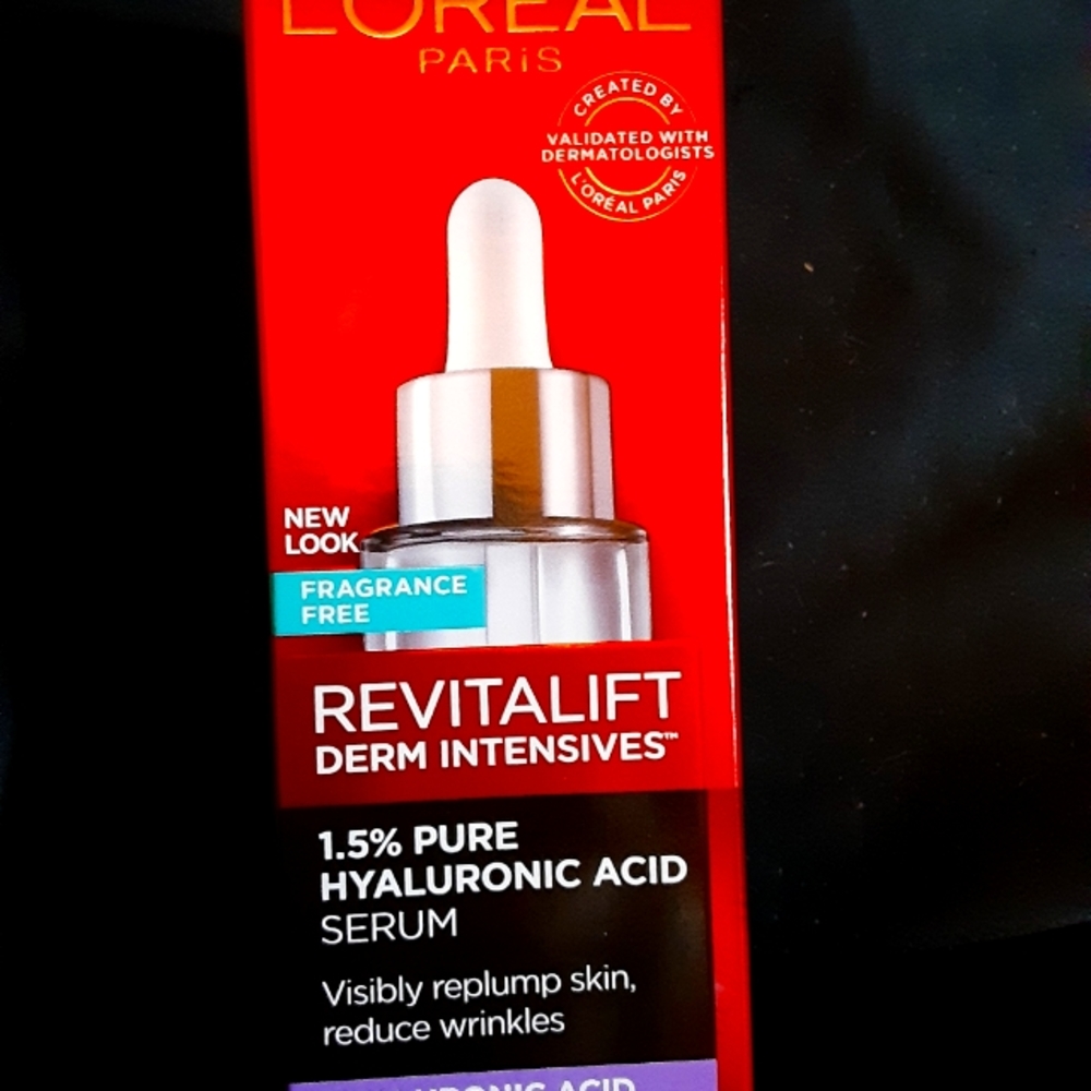 L'Oreal Paris revitalift Derm intensives